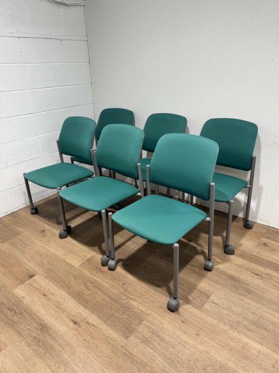 イトーキ 可動肘付トルテチェア KZ-130GB-T1N4 | 無限堂ネットショップ