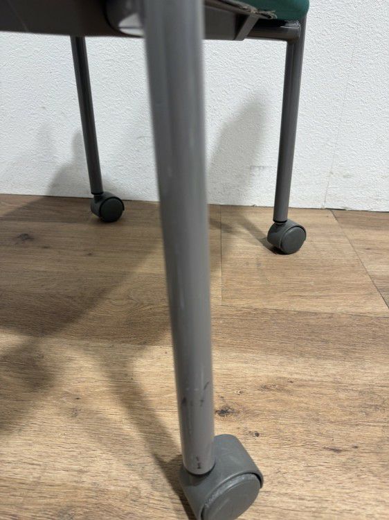 イトーキLKシリーズ スタッキングチェア６脚セット 商品画像10