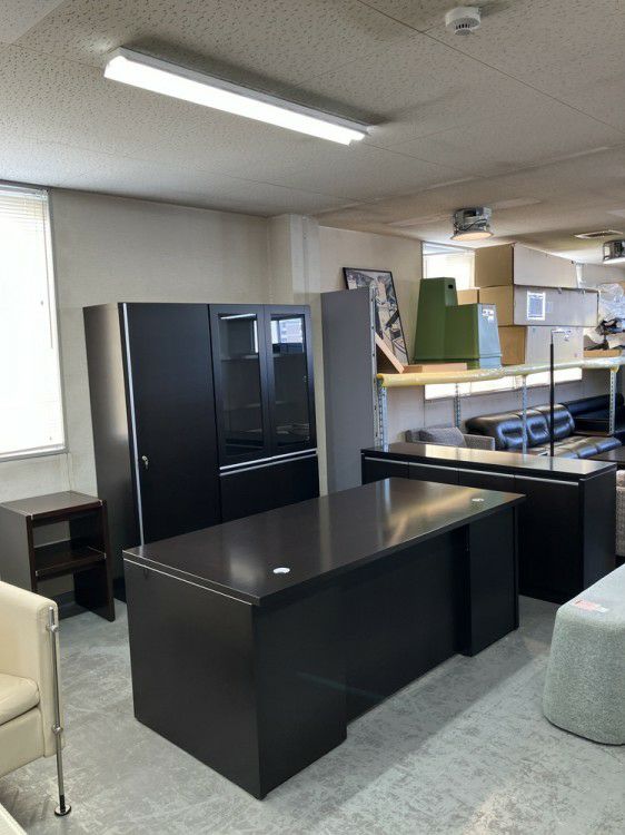 イトーキX15シリーズ 役員家具5点セット 商品画像1