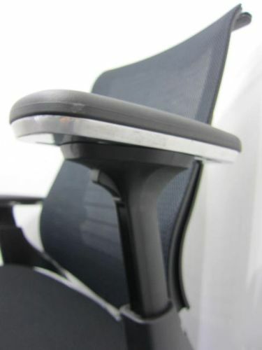 コクヨ ハンガー・可動肘付インスパインチェア 8