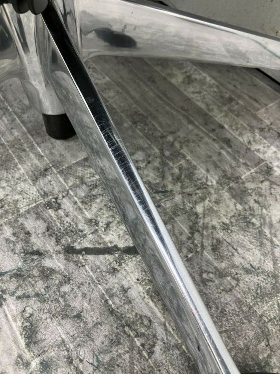 オカムラBaron(バロン)チェア 可動肘付バロンチェア 商品画像8