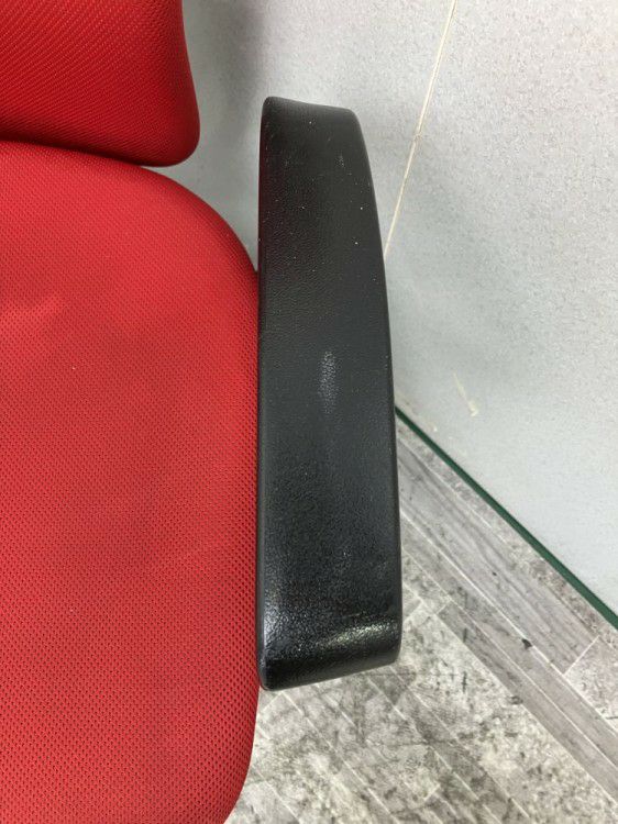 オカムラCarrozza(カロッツァ)チェア 固定肘付カロッツァチェア 商品画像4