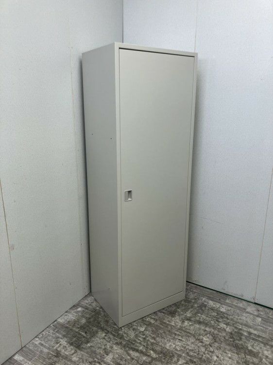 オカムラ掃除道具用ロッカー 商品画像3