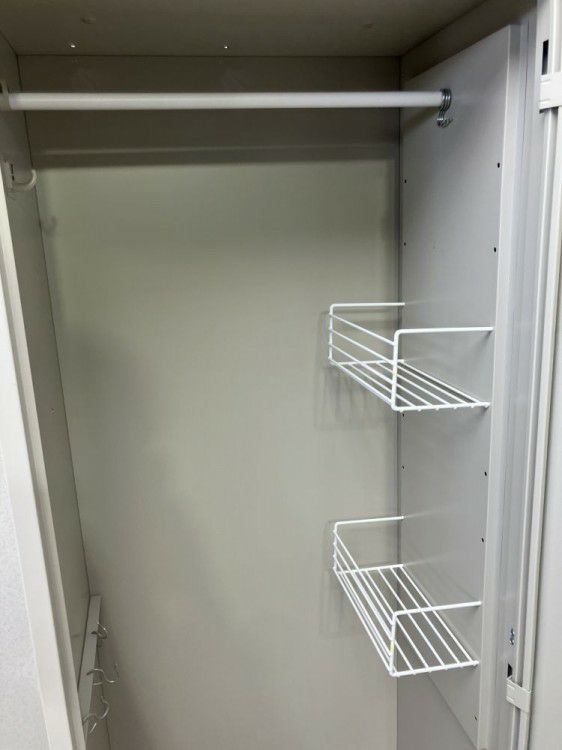 オカムラ掃除道具用ロッカー 商品画像6