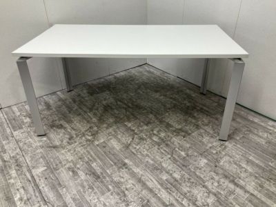 プラスMT-A500シリーズ 1500ミーティングテーブル 商品画像1