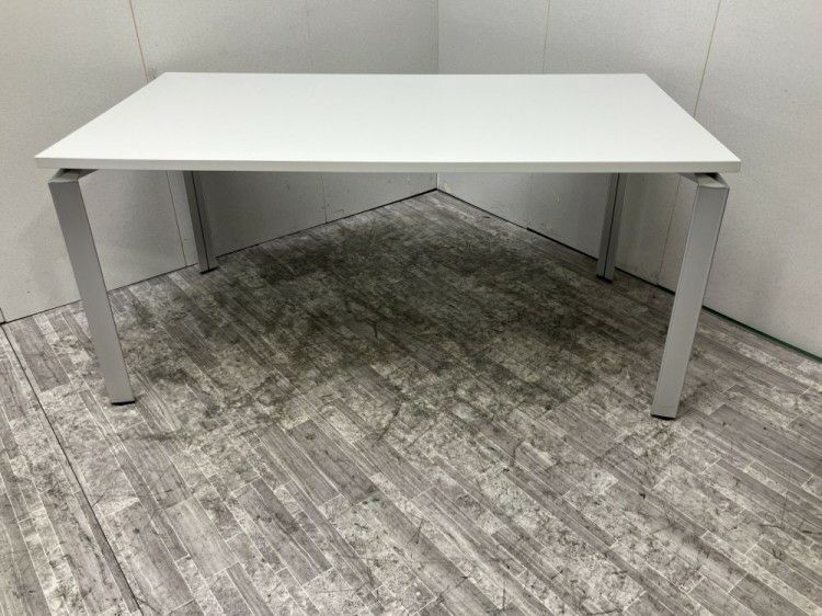 プラスMT-A500シリーズ 1500ミーティングテーブル 商品画像1