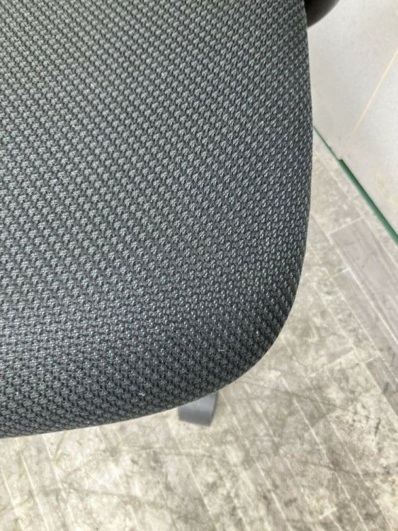 イトーキプラオ（PRAO）チェア 可動肘付プラオチェア 商品画像7