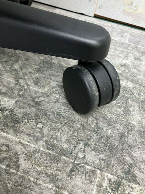 イトーキtorte(トルテ)チェア 可動肘付トルテチェア 商品画像9