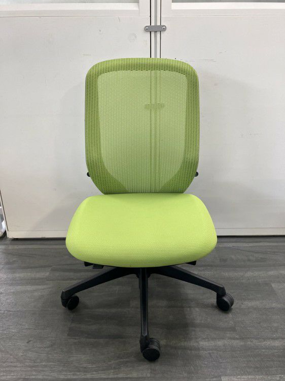 オカムラSylphy(シルフィー)チェア シルフィーチェア 商品画像2