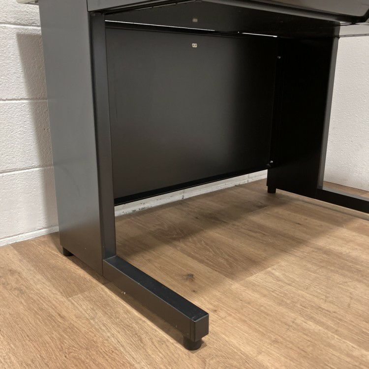 プラスフラットラインシリーズ 1000平デスク 商品画像5