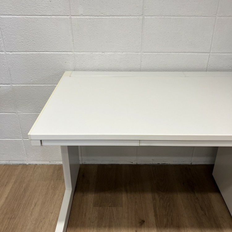 ウチダ（内田洋行）SCAENA(スカエナ)シリーズ　Kタイプ 1400平デスク+ワゴンセット 商品画像3