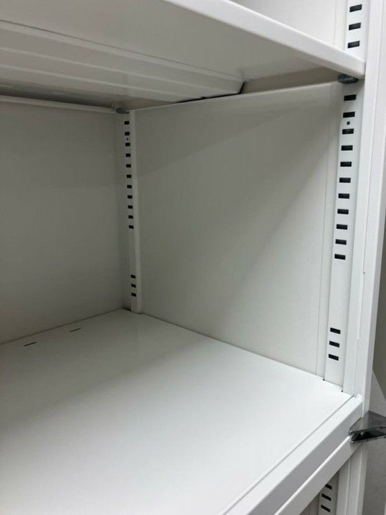 イトーキシンラインシリーズ 両開き上下書庫 商品画像4