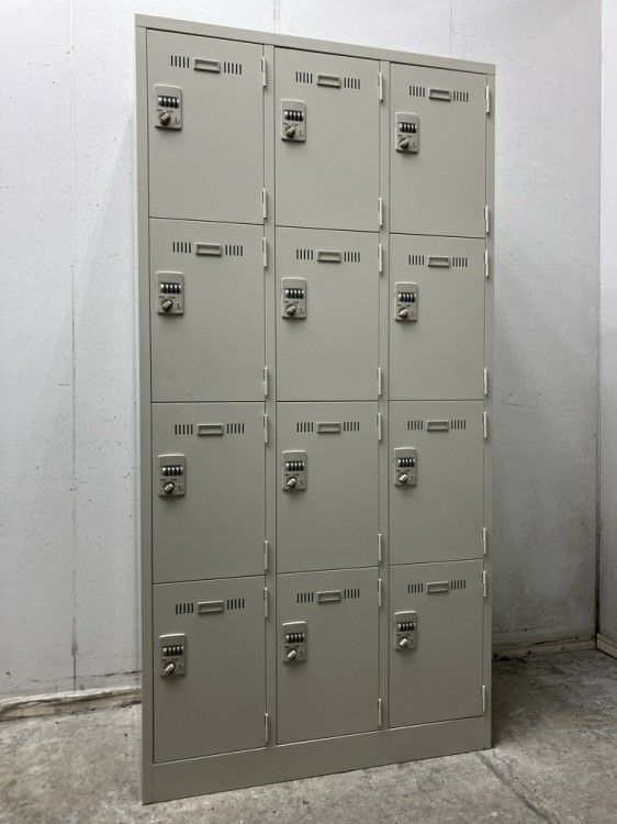 SEIKO FAMILY（生興） 12人用ロッカー 商品画像1