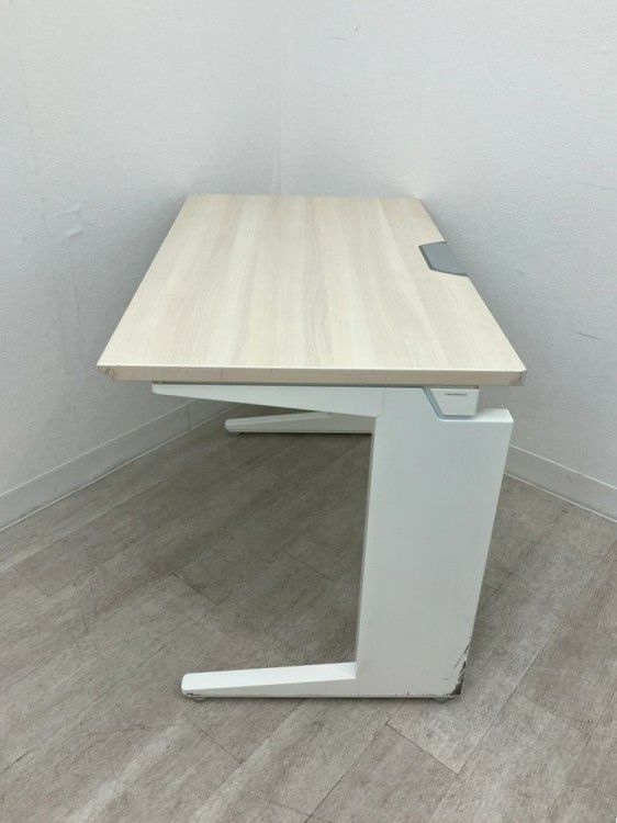 オカムラPro Unit(プロユニット)シリーズ 1000平デスク 商品画像5