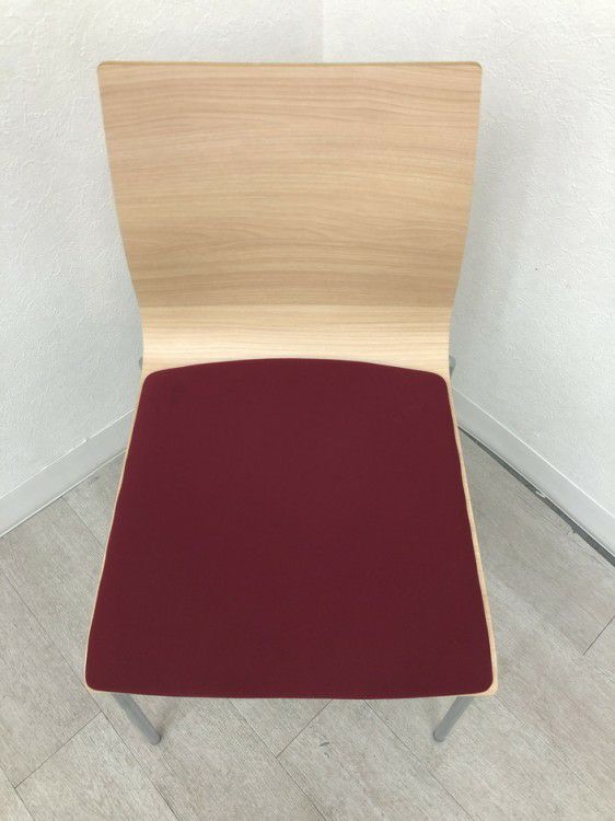 ウチダ（内田洋行）スタッキングチェア 商品画像7