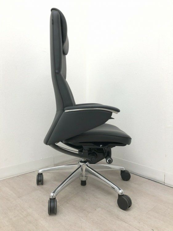 オカムラレジェンダシリーズ 固定肘付役員チェア 商品画像5