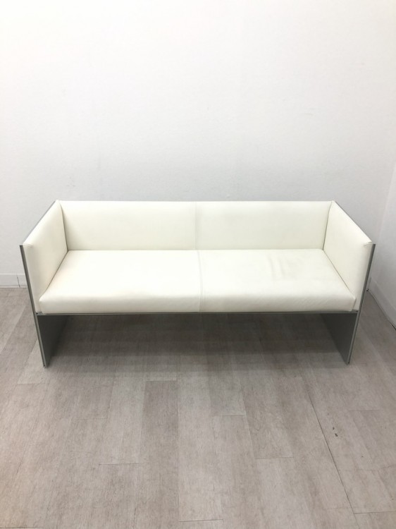 Cassina ixc.（カッシーナ・イクスシー）エアフレーム 3人掛けソファ 商品画像2
