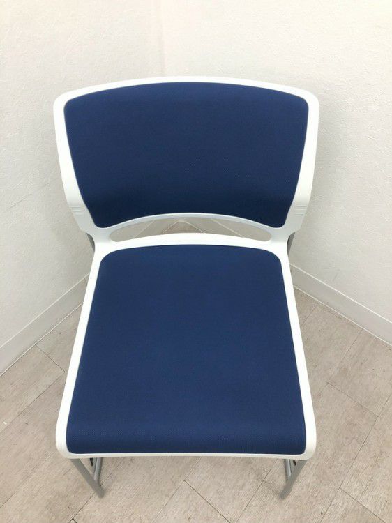 オカムラリットシリーズ スタッキングチェア 商品画像7
