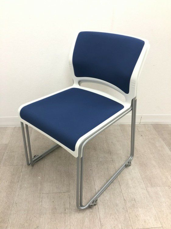 オカムラリットシリーズ スタッキングチェア 商品画像16
