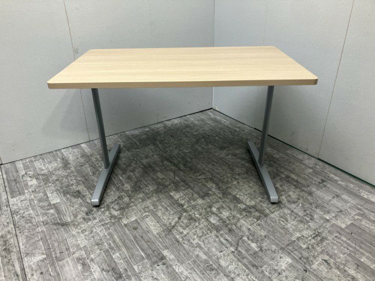 オカムラ8177シリーズ 1200ミーティングテーブル 商品画像1