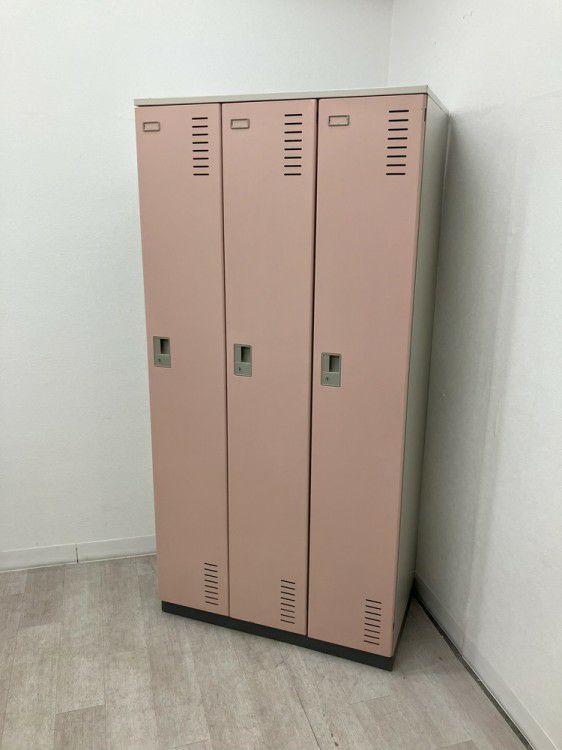 コクヨLKシリーズ　（コクヨ） 3人用ロッカー 商品画像1