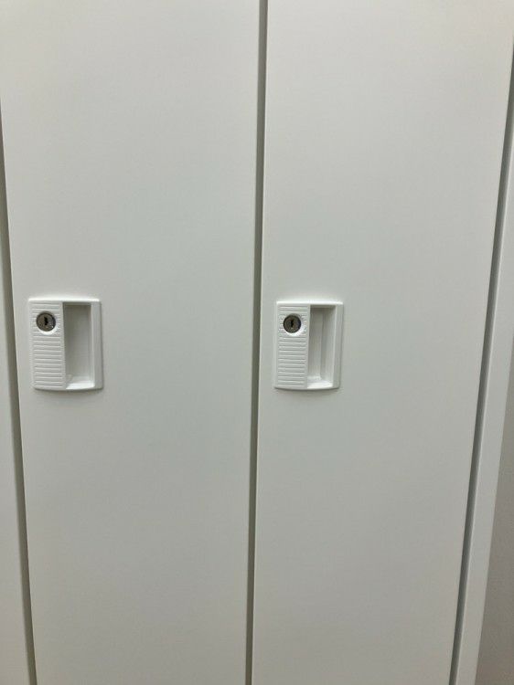 オカムラFZタイプシリーズ 4人用ロッカー 商品画像7