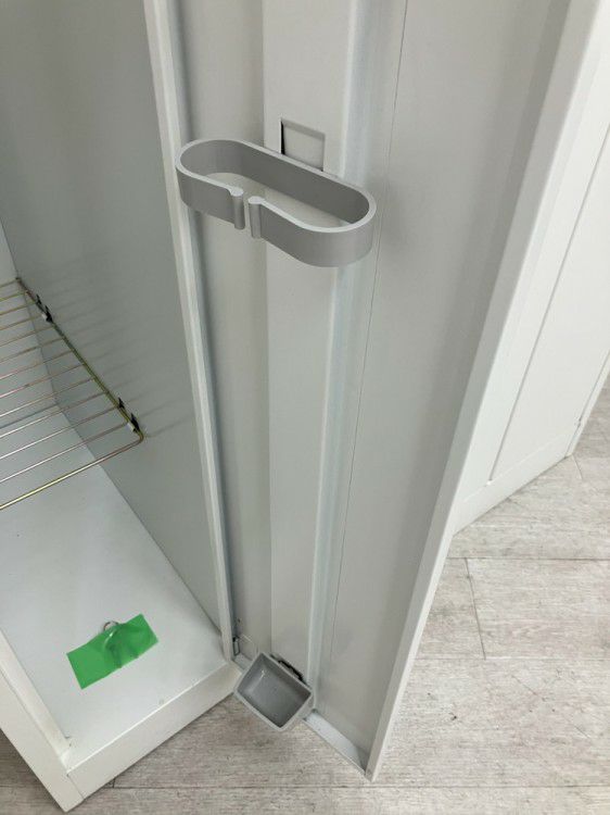 イトーキW型シリーズ 4人用ロッカー 商品画像9