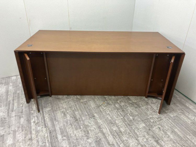 オカムラEX-35シリーズ 役員室用1800両袖デスク 商品画像9