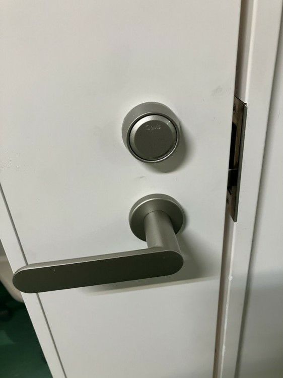 イトーキLight Boothシリーズ セミクローズ型1人用ワークブース 商品画像4