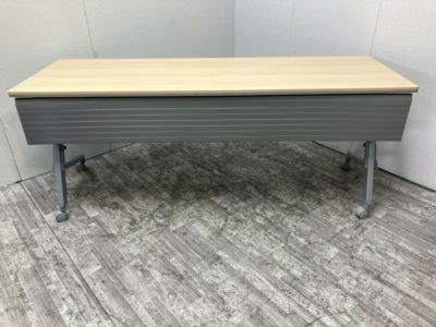 オカムラカルドーシリーズ 1800サイドスタックテーブル 商品画像1