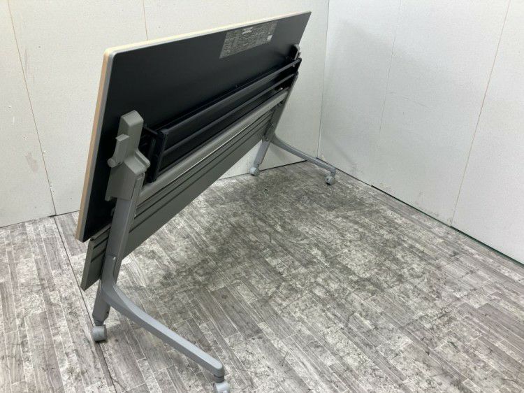 オカムラカルドーシリーズ 1800サイドスタックテーブル 商品画像7