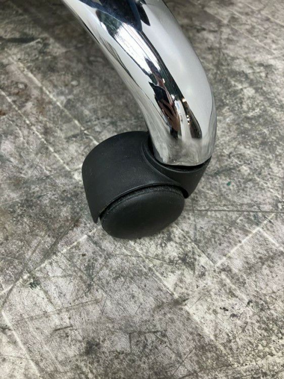 クロガネ可動肘付OAチェア 商品画像6