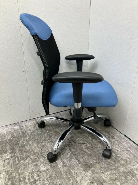 クロガネ可動肘付OAチェア 商品画像7