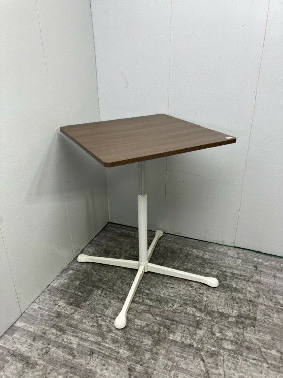 オカムラアクティアフェローシリーズ 手動昇降式800角テーブル 商品画像5