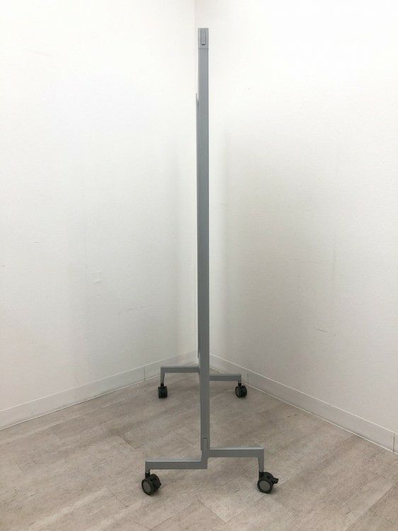 オカムラクレボシリーズ 自立ホワイトボードパーテーション 商品画像4