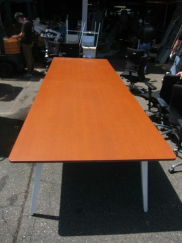 ウチダ（内田洋行）レムナ（LEMNA）シリーズ 3600ミーティングテーブル 商品画像2