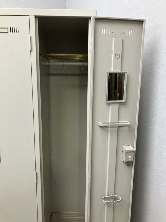 SEIKO FAMILY（生興） ダイヤル式3人用ロッカー 商品画像6