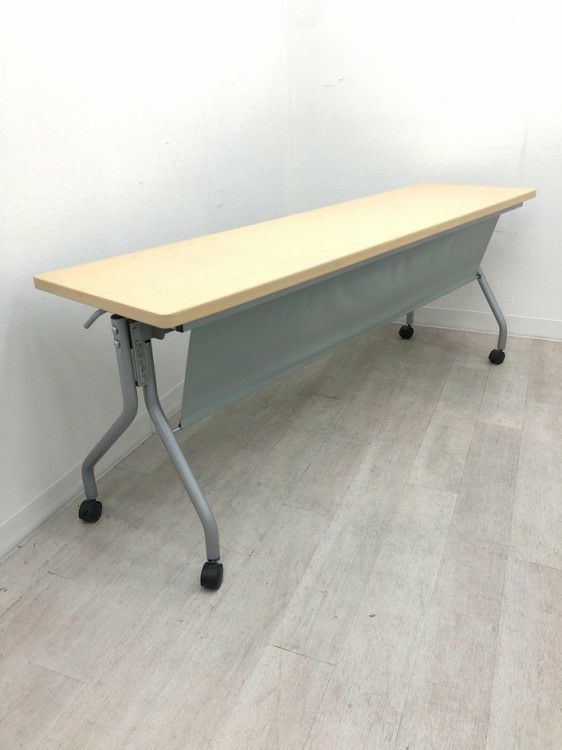 トーカイスクリーン平行スタックテーブル 1800平行スタックテーブル 商品画像1