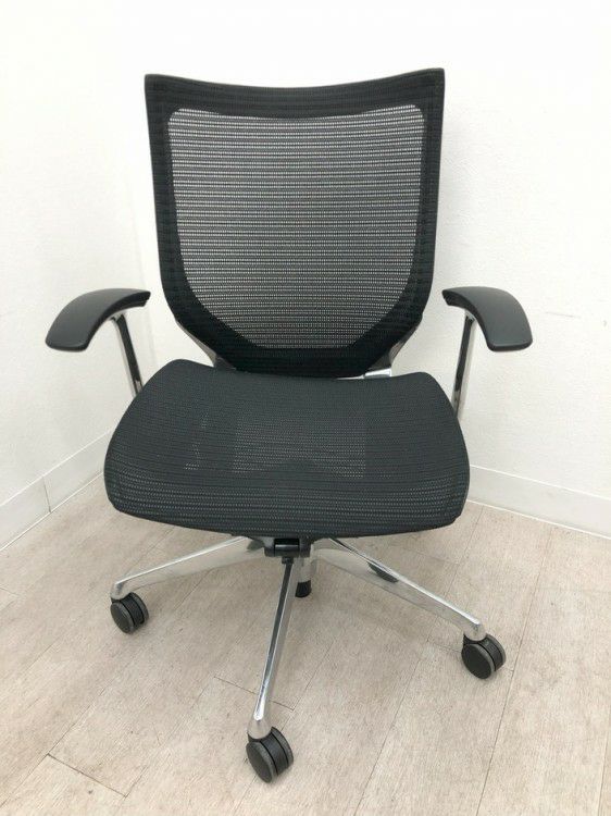 オカムラBaron(バロン)チェア 固定肘付バロンチェア 商品画像2