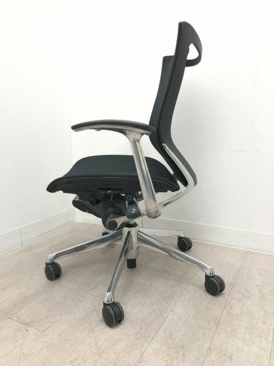 オカムラBaron(バロン)チェア 固定肘付バロンチェア 商品画像4