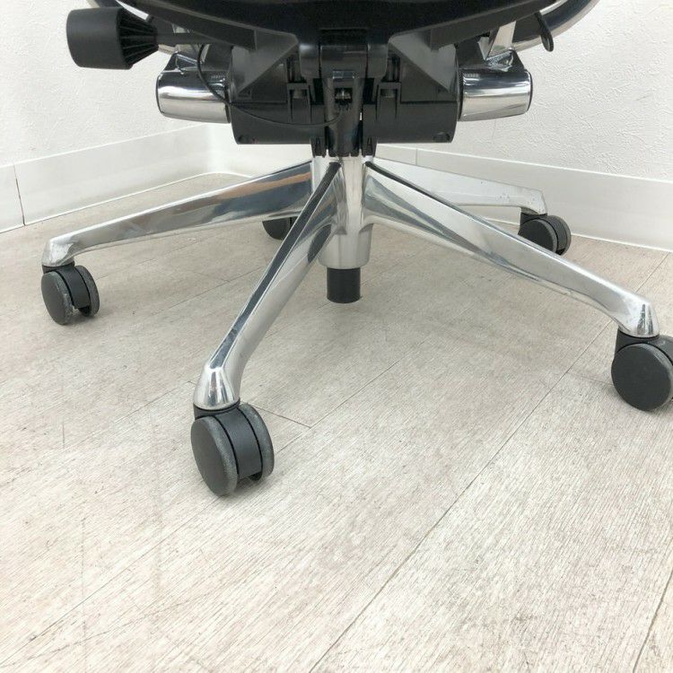 オカムラBaron(バロン)チェア 固定肘付バロンチェア 商品画像15