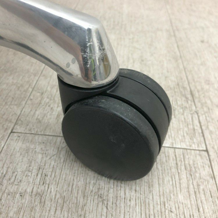 オカムラBaron(バロン)チェア 固定肘付バロンチェア 商品画像20