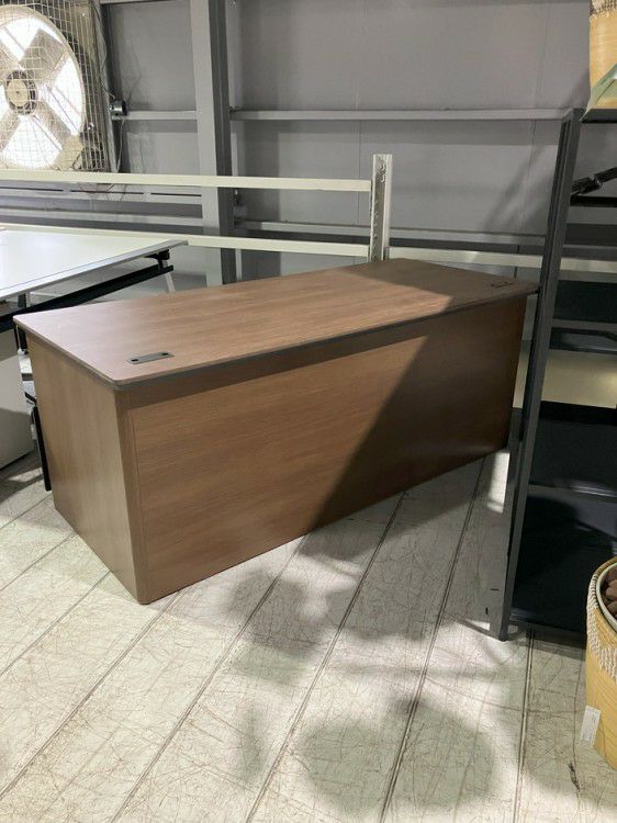 オカムラDX-4Nシリーズ 役員両袖デスク 商品画像4