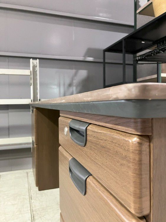 オカムラDX-4Nシリーズ 役員両袖デスク 商品画像7