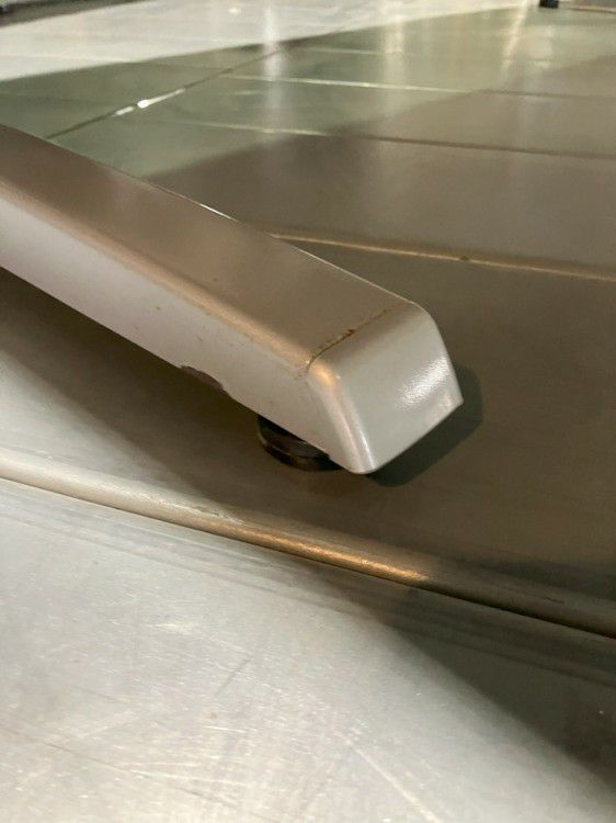 オカムラ8177シリーズ ミーティングテーブル 商品画像9