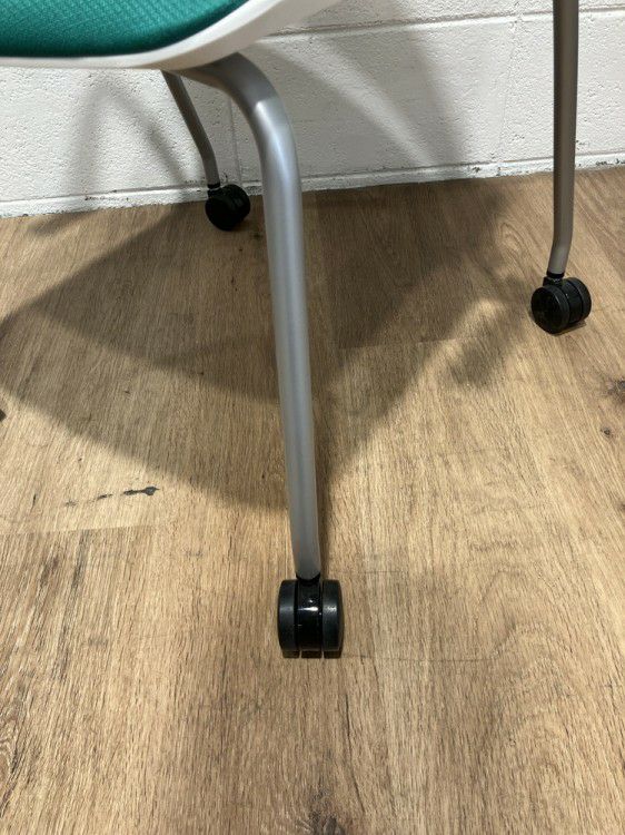 コクヨスタッキングチェア4脚セット 商品画像8