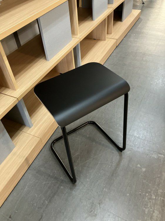 Knoll（ノール）トボガン(Toboggan)シリーズ プルアップテーブル 商品画像2