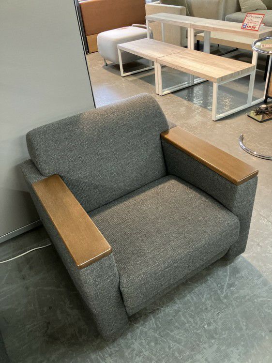 コクヨリアクトシリーズ 1人掛けソファ 商品画像1