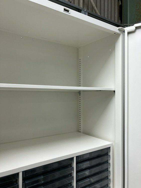 オカムラレクトラインシリーズ 両開き上下書庫 商品画像3