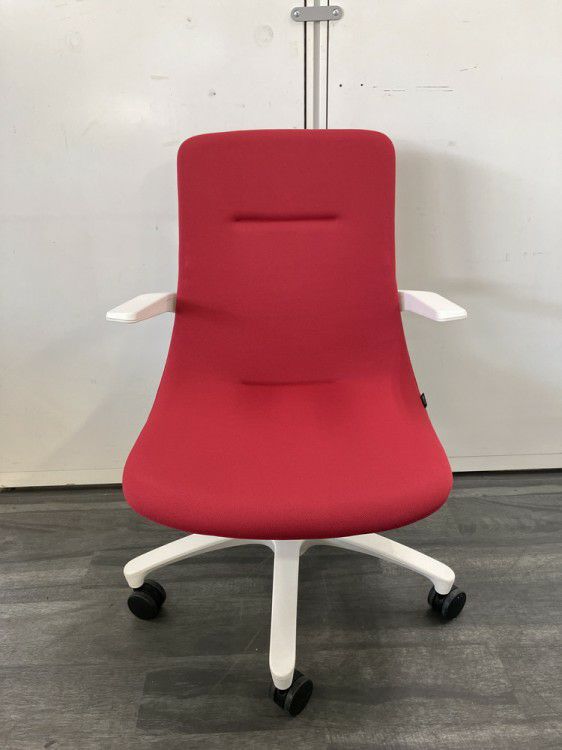 イトーキモーブシリーズ 固定肘付モーブチェア 商品画像2